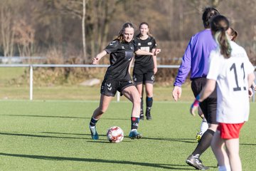 Bild 93 - wBJ SV Wahlstedt - SV Henstedt Ulzburg : Ergebnis: 0:1